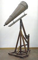 L'apparecchio ideato da Amici per osservare le strie degli spettri stellari conservato all'Istituto e Museo di Storia della Scienza di Firenze